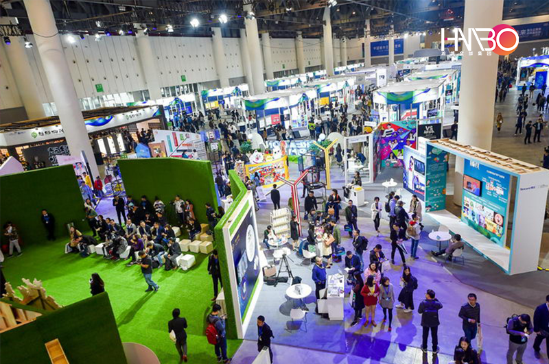 騰訊全球合作伙伴大會在成都西部博覽中心舉辦,2萬人參加